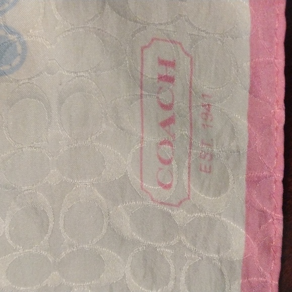 Coach silk scarf size 20/20 inch color white pink - Picture 2 of 3
